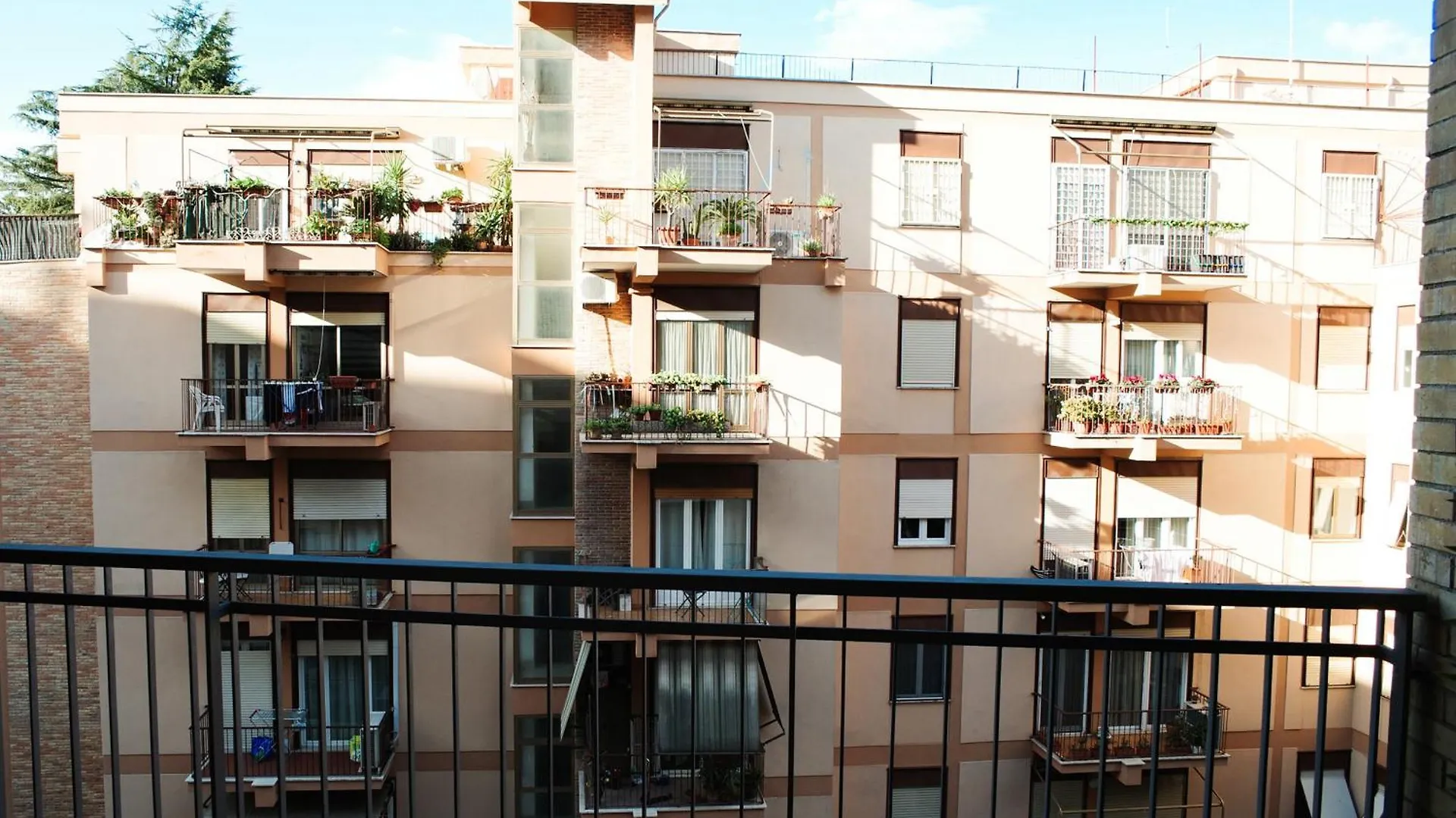 Thery House - Tiburtina Apartment Rome